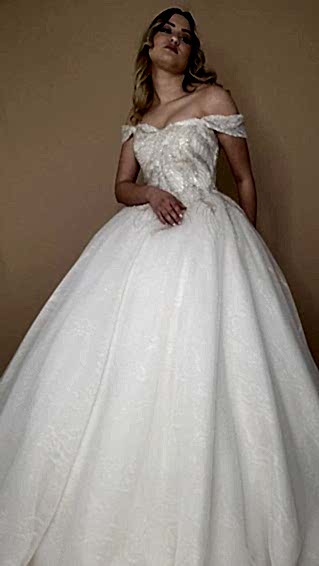 Gümüş Detaylı Gelinlik Modelleri